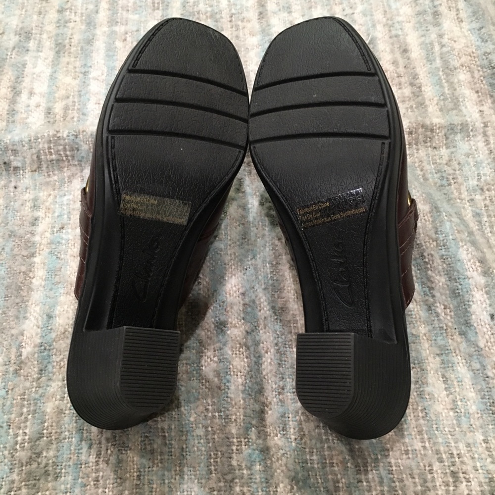 👠CLARKS WOMENS BROWN CLOGS SIZE 8 M - Picture 2 of 3